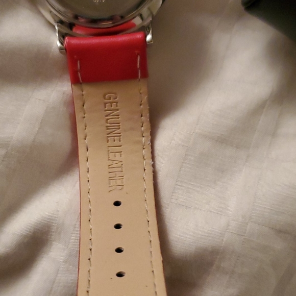 Womens Disney Mikey Mouse watch - Picture 8 of 10